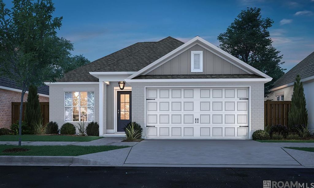 10440 Highcrest Dr, Denham Springs, LA 70706