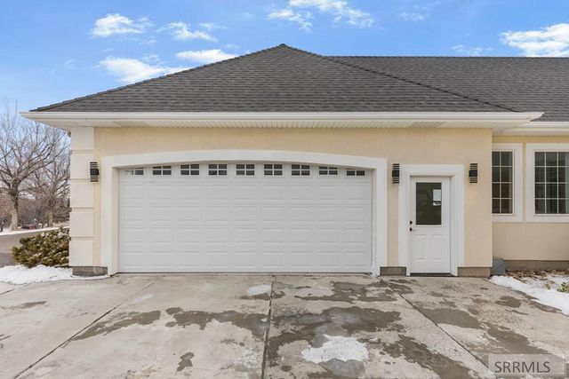 6070 E Sagewood Drive, Idaho Falls, ID 83406