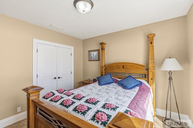 6070 E Sagewood Drive, Idaho Falls, ID 83406