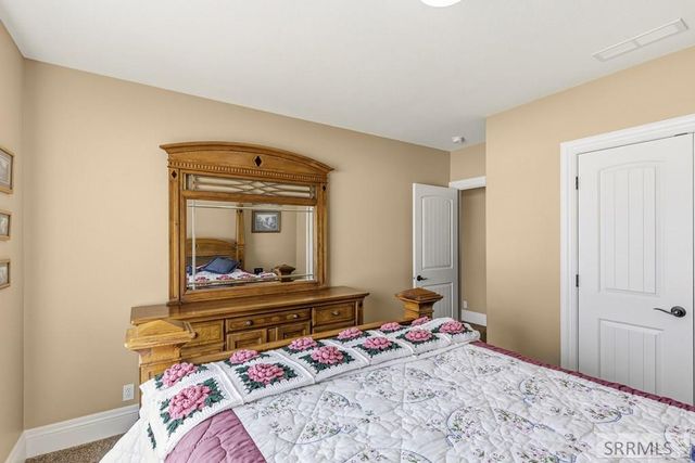 6070 E Sagewood Drive, Idaho Falls, ID 83406