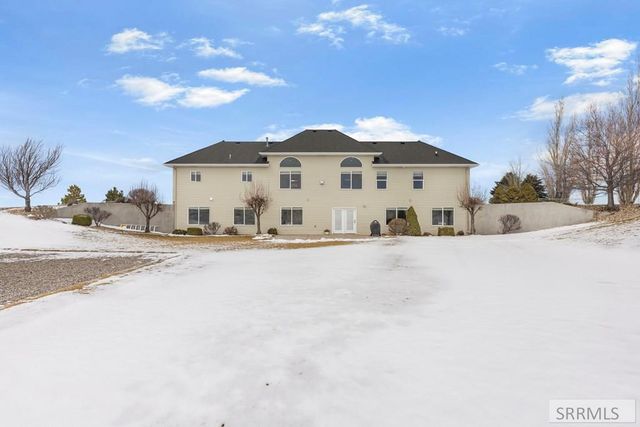 6070 E Sagewood Drive, Idaho Falls, ID 83406