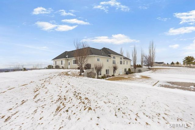 6070 E Sagewood Drive, Idaho Falls, ID 83406