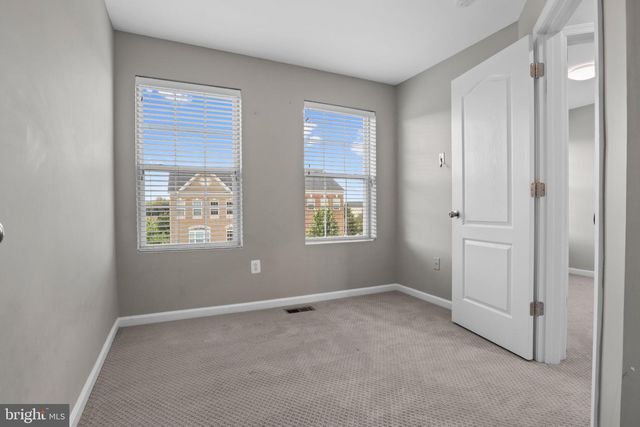 11177 SOUTHPORT PL, White Plains, MD 20695