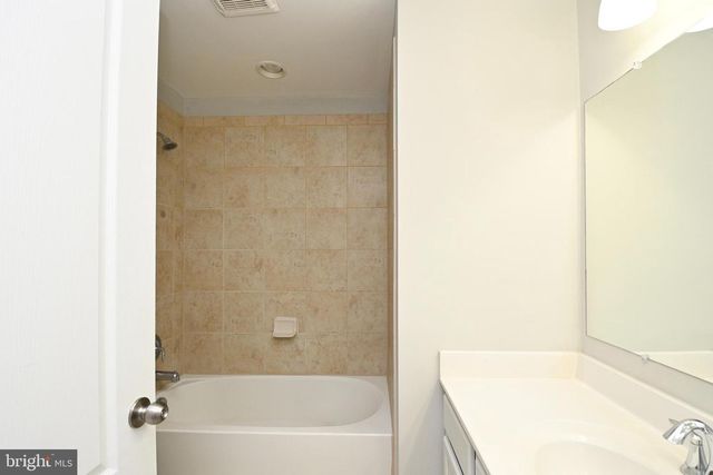 11177 SOUTHPORT PL, White Plains, MD 20695