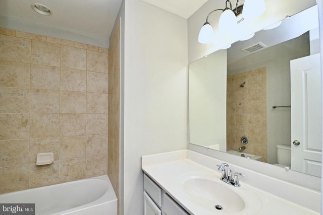 11177 SOUTHPORT PL, White Plains, MD 20695
