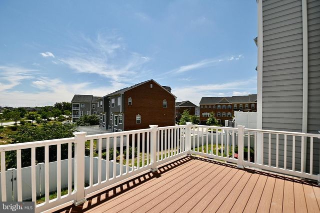 11177 SOUTHPORT PL, White Plains, MD 20695