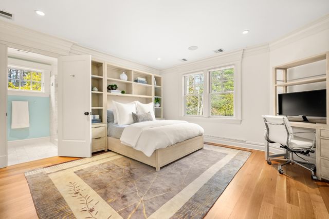 55 Ridge Hill Farm Rd, Wellesley, MA 02482