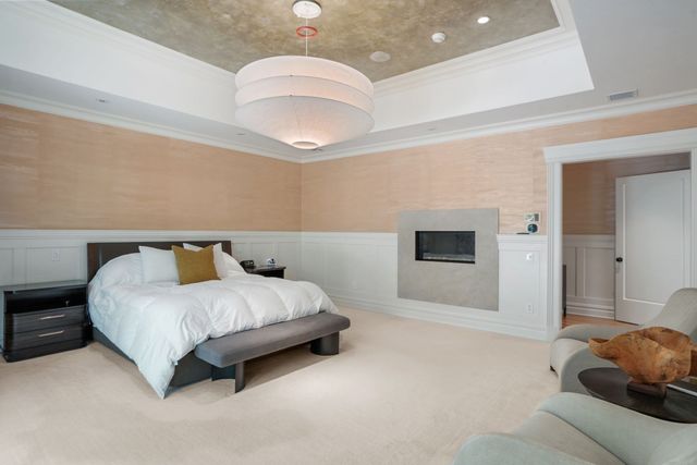 55 Ridge Hill Farm Rd, Wellesley, MA 02482