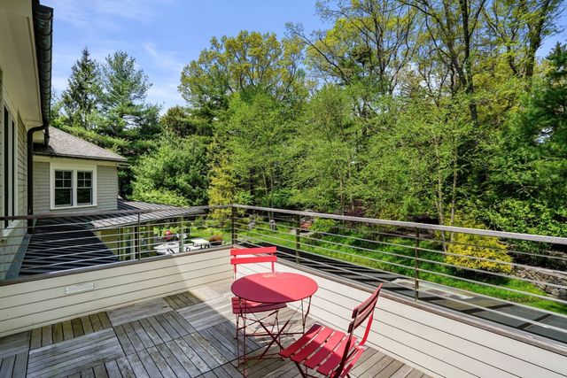 55 Ridge Hill Farm Rd, Wellesley, MA 02482