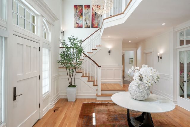 55 Ridge Hill Farm Rd, Wellesley, MA 02482