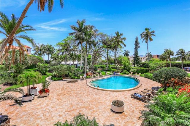 3951 Gulf Shore BLVD N # 1203, Naples, FL 34103