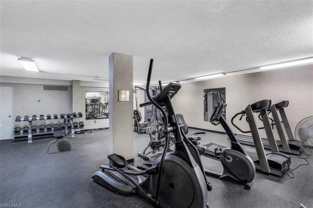 3951 Gulf Shore BLVD N # 1203, Naples, FL 34103