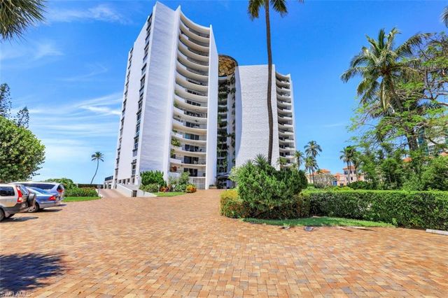 3951 Gulf Shore BLVD N # 1203, Naples, FL 34103