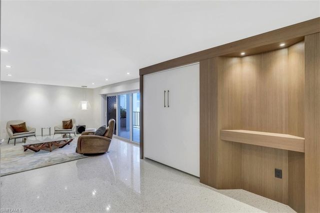 3951 Gulf Shore BLVD N # 1203, Naples, FL 34103