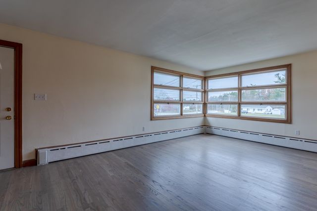 126 Dover Point Road, Dover, NH 03820