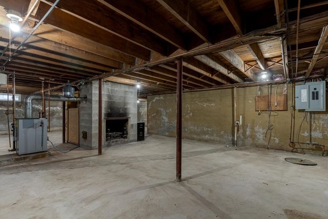 126 Dover Point Road, Dover, NH 03820