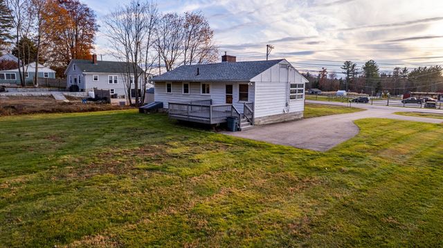 126 Dover Point Road, Dover, NH 03820