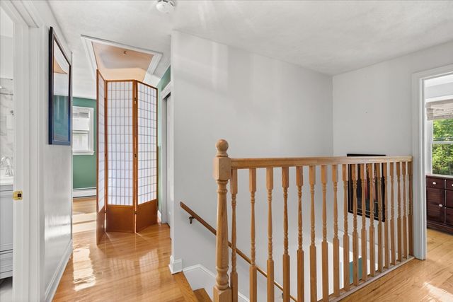 65 May St, Attleboro, MA 02703