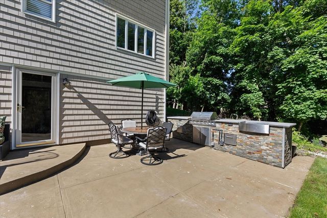 65 May St, Attleboro, MA 02703