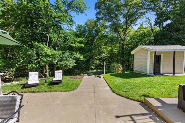 65 May St, Attleboro, MA 02703