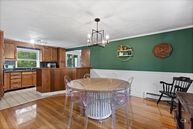 65 May St, Attleboro, MA 02703