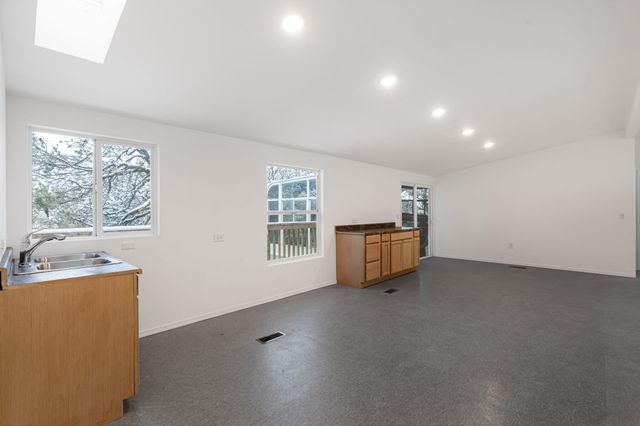 32 BOLAGH Lane, Sandia Park, NM 87047