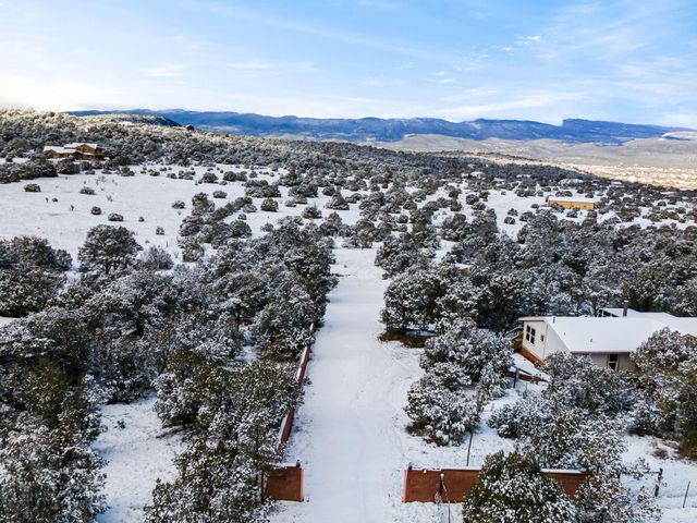 32 BOLAGH Lane, Sandia Park, NM 87047