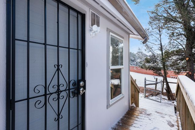 32 BOLAGH Lane, Sandia Park, NM 87047