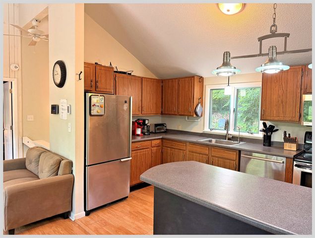 5 Durgin Circle, Campton, NH 03223