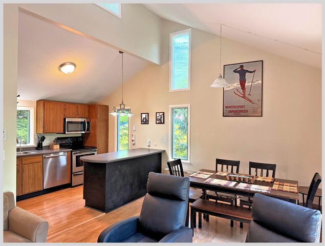 5 Durgin Circle, Campton, NH 03223