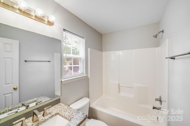 5232 Javitz Road, Charlotte, NC 28216