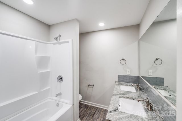5232 Javitz Road, Charlotte, NC 28216