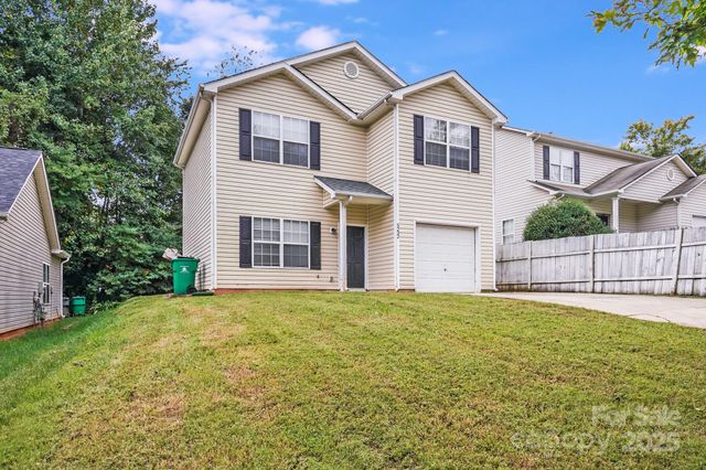 5232 Javitz Road, Charlotte, NC 28216