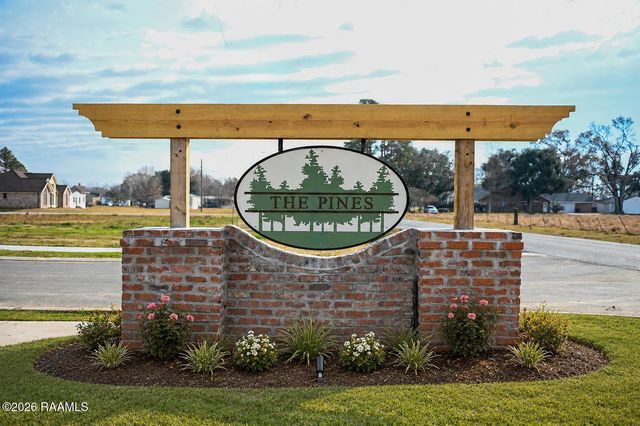 118 Crooked Pine Lane, Scott, LA 70583