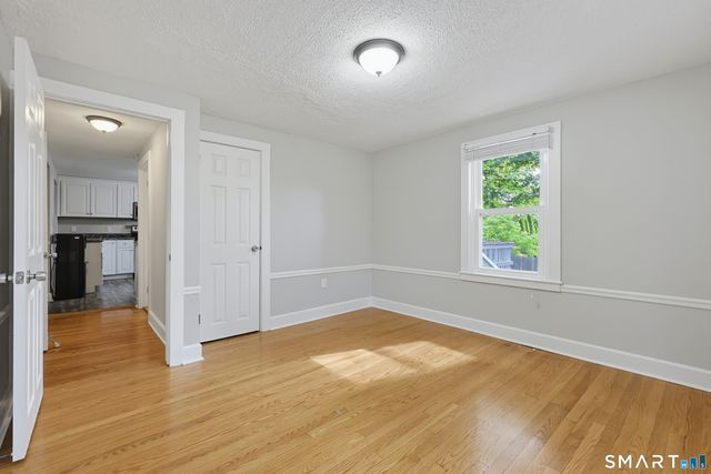 5 Flyers Drive, Norwich, CT 06360