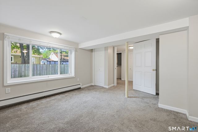5 Flyers Drive, Norwich, CT 06360