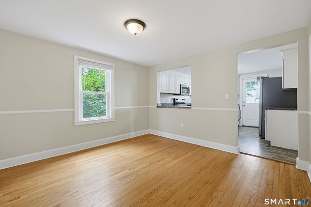 5 Flyers Drive, Norwich, CT 06360