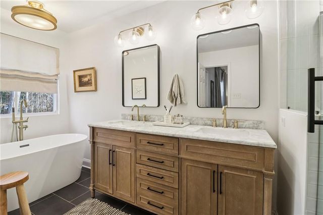 12245 Greenmont Walk, Alpharetta, GA 30009