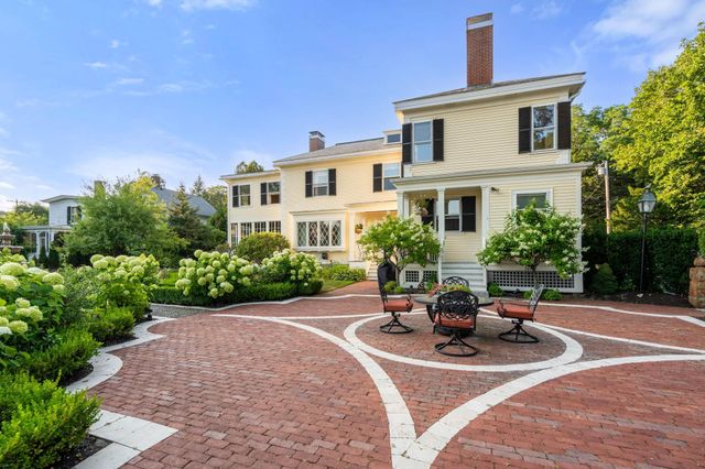 98 Silver Street, Dover, NH 03820