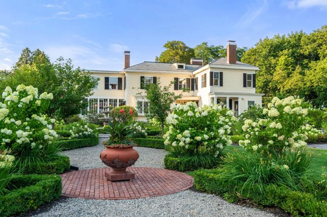 98 Silver Street, Dover, NH 03820