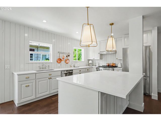 4845 Ne 10TH Ave, Portland, OR 97211