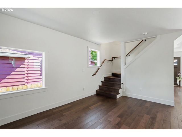 4845 Ne 10TH Ave, Portland, OR 97211