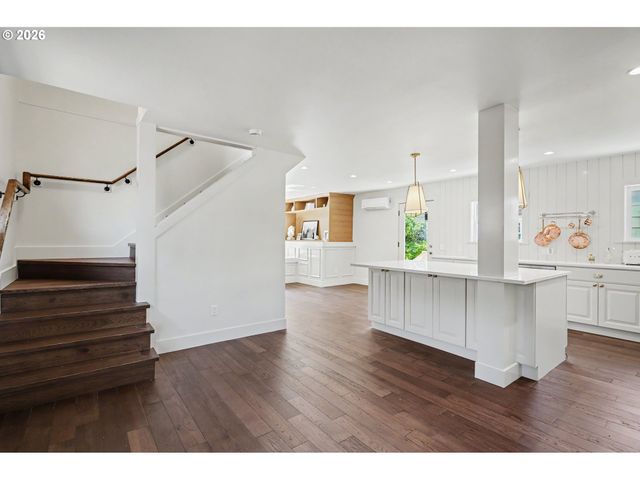 4845 Ne 10TH Ave, Portland, OR 97211