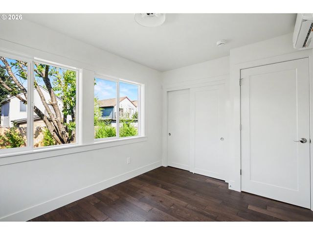 4845 Ne 10TH Ave, Portland, OR 97211