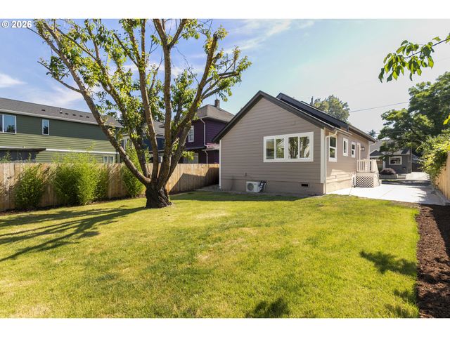 4845 Ne 10TH Ave, Portland, OR 97211