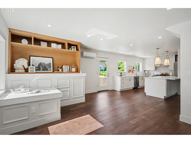 4845 Ne 10TH Ave, Portland, OR 97211