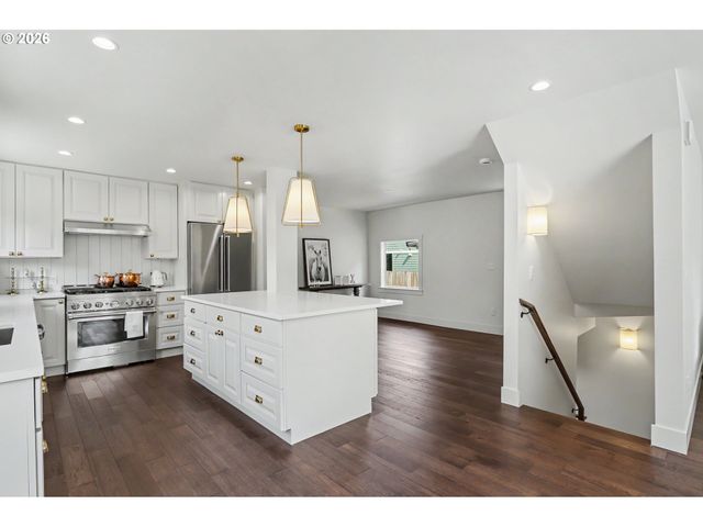 4845 Ne 10TH Ave, Portland, OR 97211