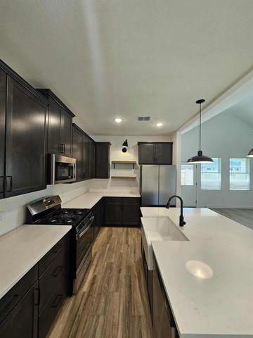 8438 Tranquil Bay Court, Baytown, TX 77523