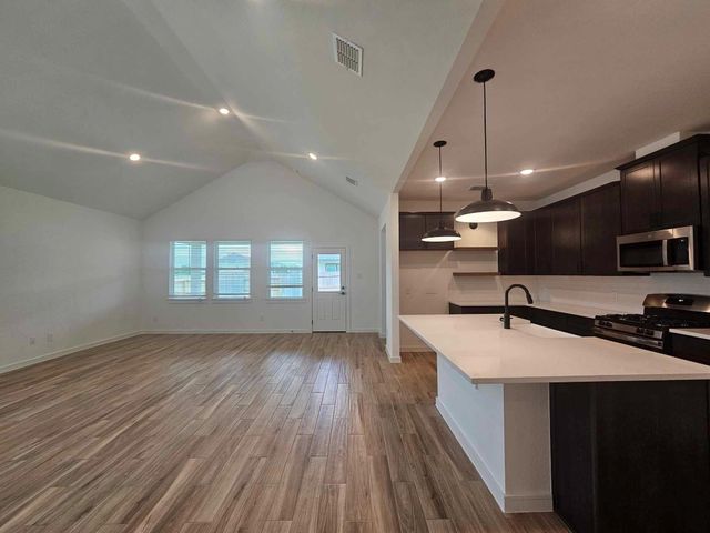 8438 Tranquil Bay Court, Baytown, TX 77523