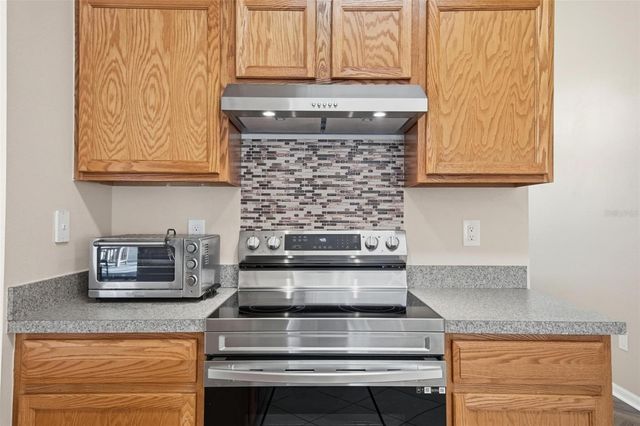 4 RED OAK PLACE, Palm Coast, FL 32164